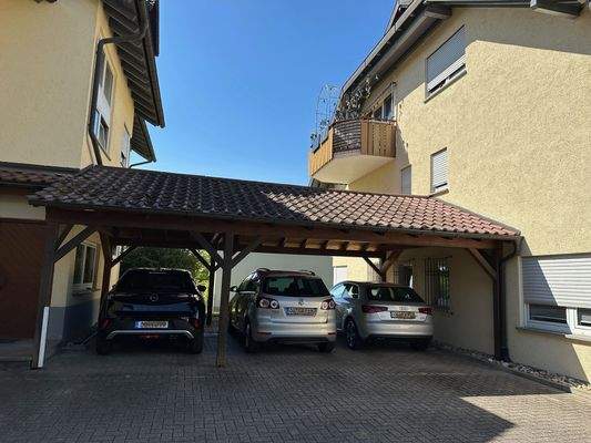 Carport (Stellplatz rechts)