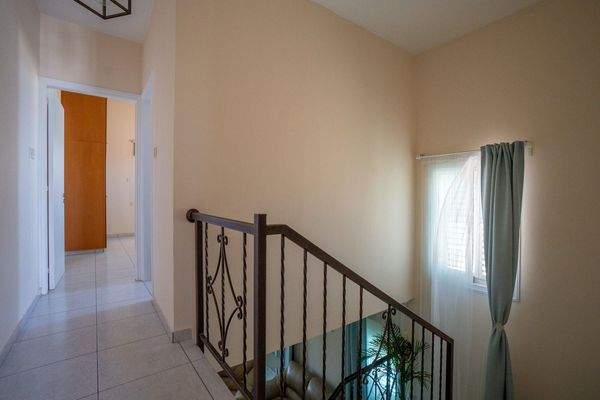706639-semi-detached-villa-for-sale-in-kato-paphos