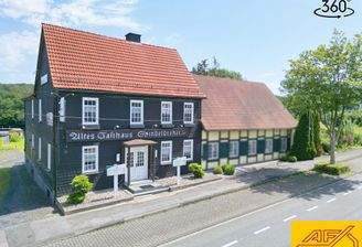 Wohn- und Geschäftshaus