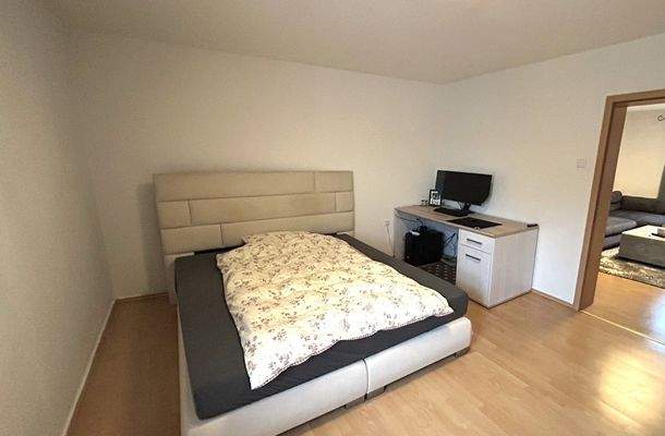 Großes Schlafzimmer