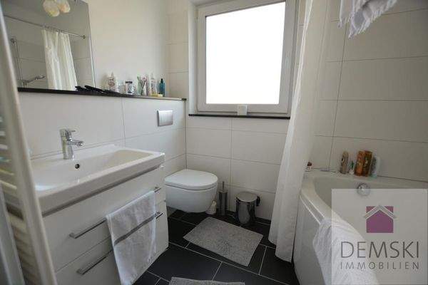 Bad (mögl. Einliegerwhg.)