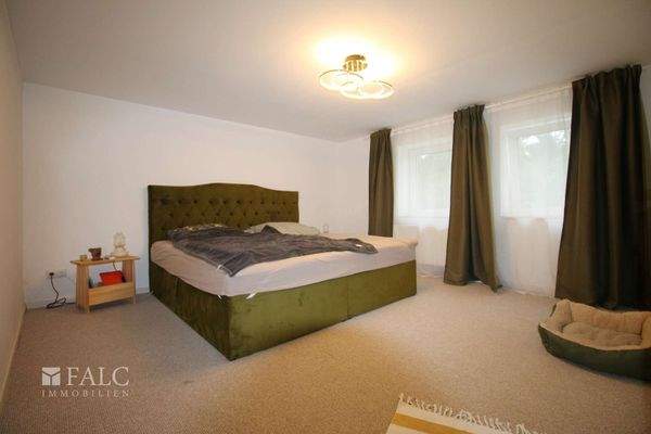 Schlafzimmer Hauptgebäude