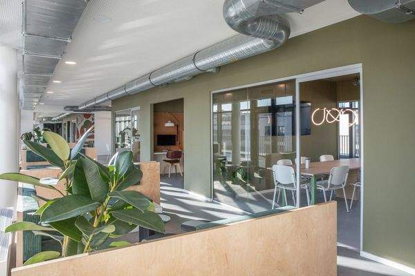 THE FIZZ Hamburg Hammerbrook 10.jpg