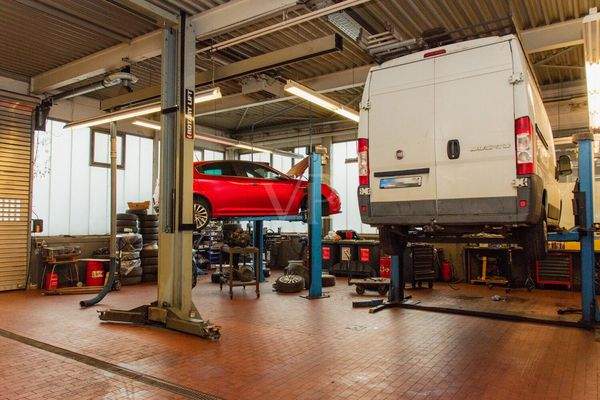 Werkstatt III_Kleintransporterhebebühne