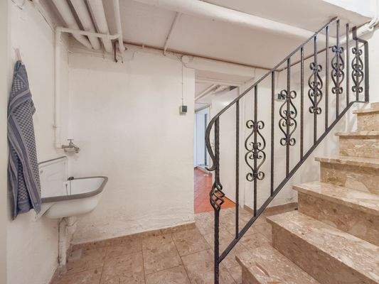 23 UG Treppenaufgang EG