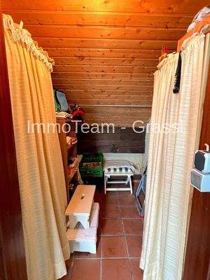 Abseite - Speicher - Balkon