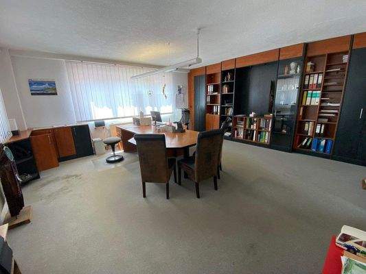 Büro.jpg