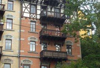 Hausansicht von der Straße