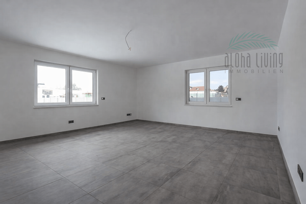 Wohnzimmer (EG) - Jalousie mit KI geöffnet