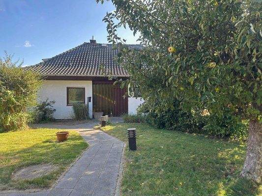 Vorderansicht Bild 1.jpg