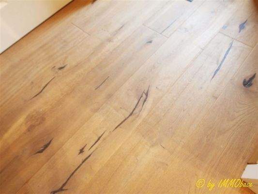 Charmanter Holzdielenboden im Obergschoss