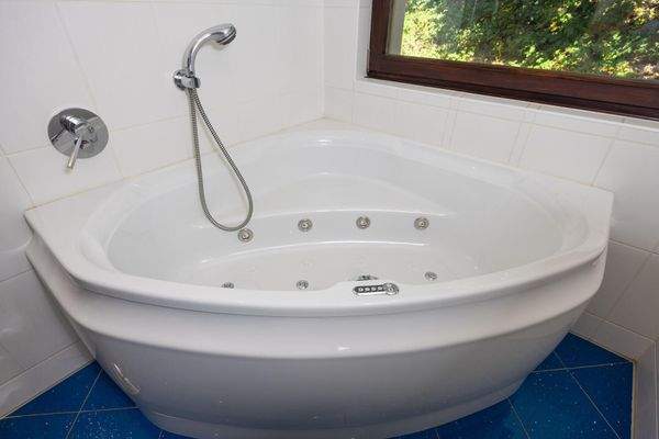 Whirlpool-Wanne Hauptbad