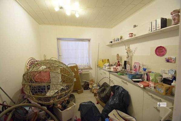 Einbauküche mit Sitzgruppe