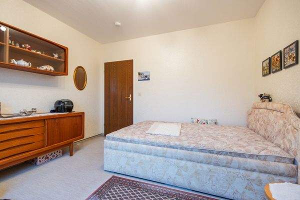 2. Schlafzimmer