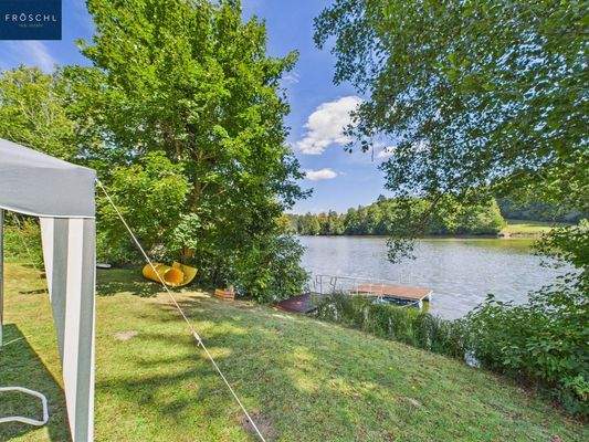 Private Liegewiese am Stausee