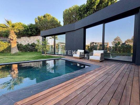 Villas with Private Pools Near the Sea in Türkbükü Bodrum