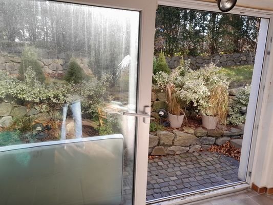 Poolausgang zum Garten