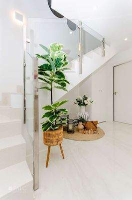 Zugang zur Treppe 1. OG