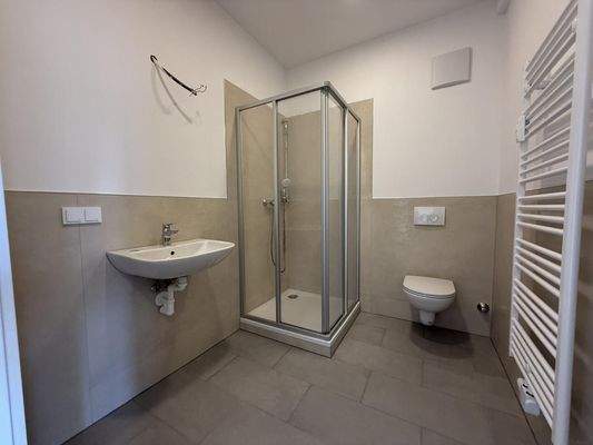 20250520_110656646_iOS