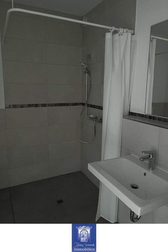 Erstbezug! Hochwertig ausgestatte Neubauwohnung mit Terrasse und Fußbodenheizung! - Photo 3