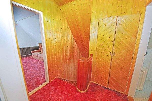 Flur- / Treppenbereich im DG