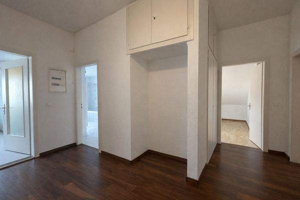 Repräs. 2-FH, OG Flur