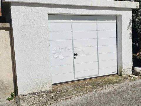 Center Renditeobjekte, Mehrfamilienhäuser, Geschäftshäuser, Kapitalanlage