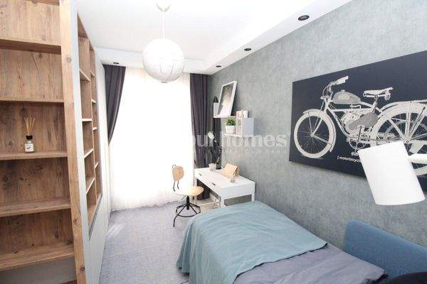 Real Estate in a Secure Complex 150 M From Büyükçekmece Beach