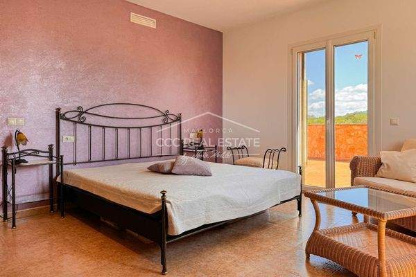 Master-Schlafzimmer im Obergeschoss