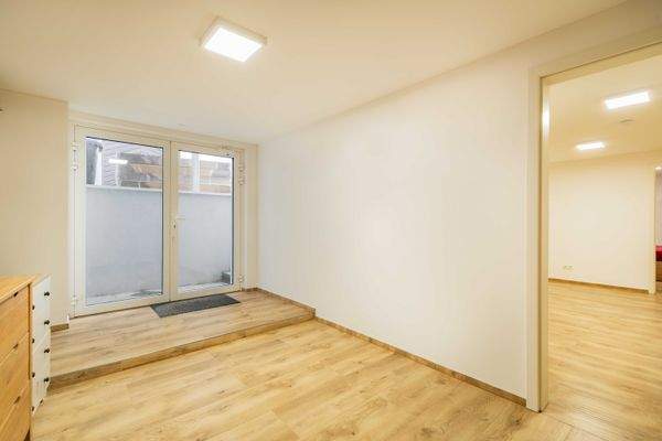 UG: Eigener Eingangsbereich