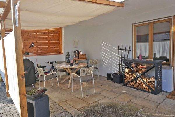 Überdachte Terrasse