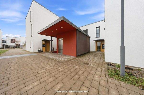 Barrierefreier Abgang in die Tiefgarage