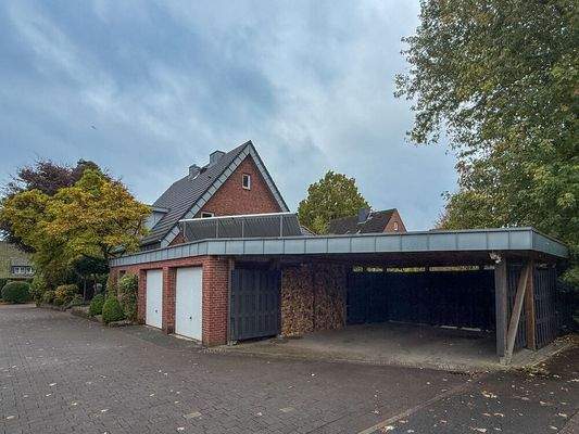 .Doppelcarport und Doppelgarage