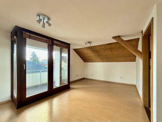 Wohn-/Essbereich DG-Wohnung