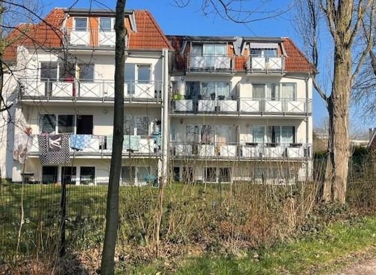 Gebäude - Gartenansicht