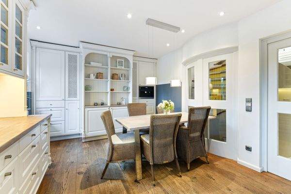 hochwertige Einbauküche