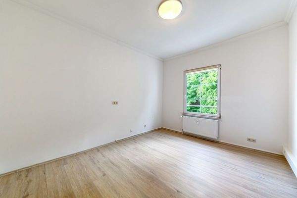 3 OG: Einheit 8 (leerstehend)