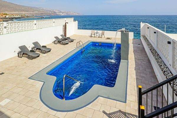 Exklusive Meerblick-Villa in erster Meereslinie von Punta Larga (6).jpg