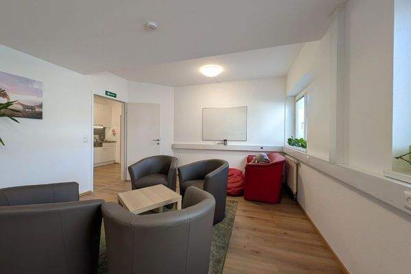 Büro - Raum 2 Foto 2.jpg