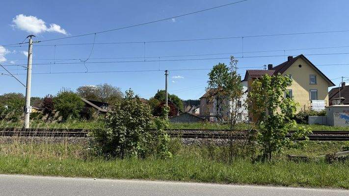 Blick von Westen (jenseits Bahnlinie)