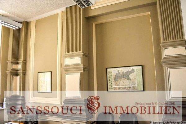 Besprechnungsraum mit Akustikdecke