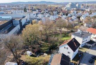 Großes Grundstück mit ca. 1.087 m²