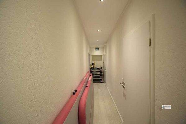 Flurbereich mit Zugang zur Küche