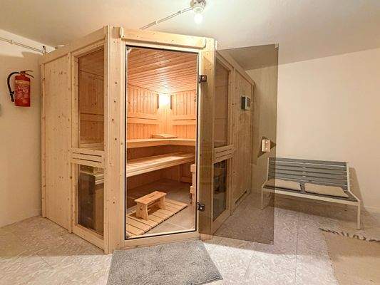 Neue Sauna im Untergeschoss 