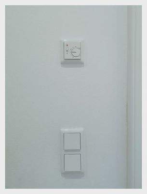 01 Flur - Steuerung Fußbodenheizung.jpg