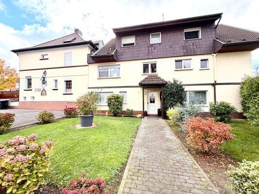 16 Eingangsbereich Erdgeschoss