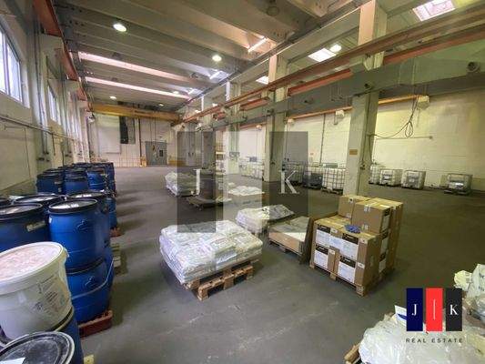 Halle Innenansicht 2