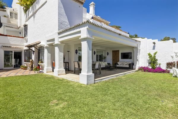 Photo: Town House in Nueva Andalucia