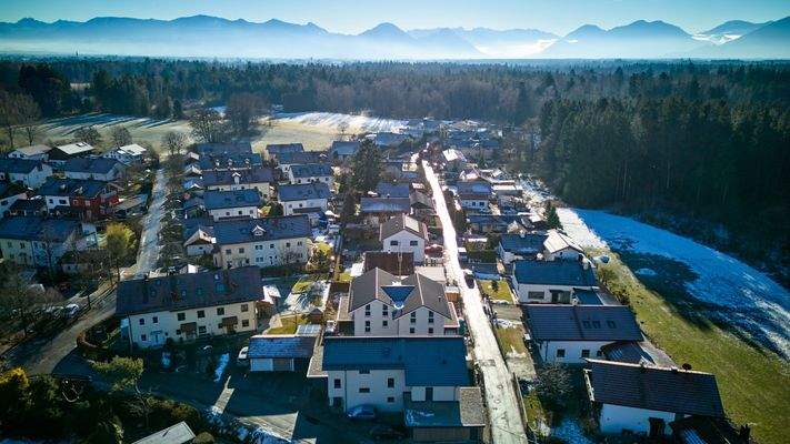 Ansicht von Norden 2 mit Bergpanorama
