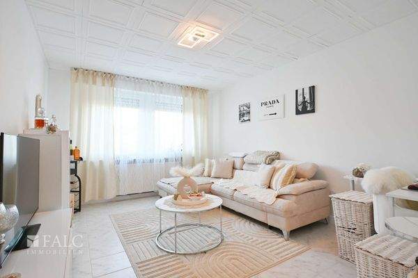 Wohnzimmer 1.OG rechts 